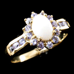 opal-and-amethyst-gold-ring
